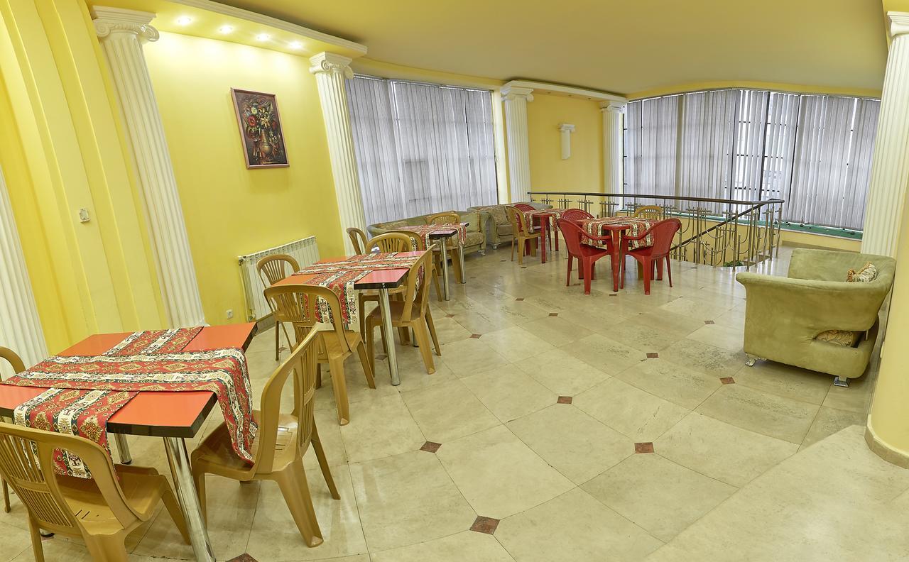 New Bella Hotel Ереван Екстериор снимка